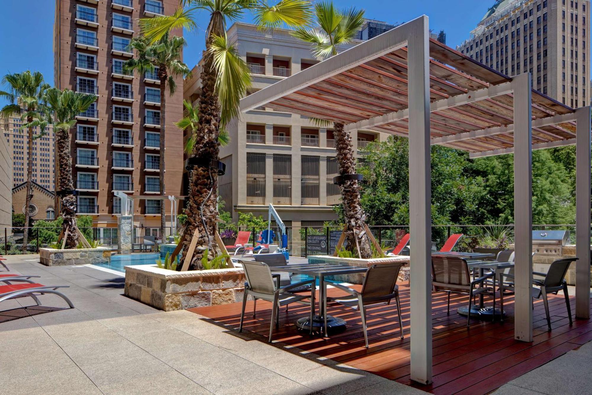 Hampton Inn & Suites San Antonio Riverwalk Bagian luar foto