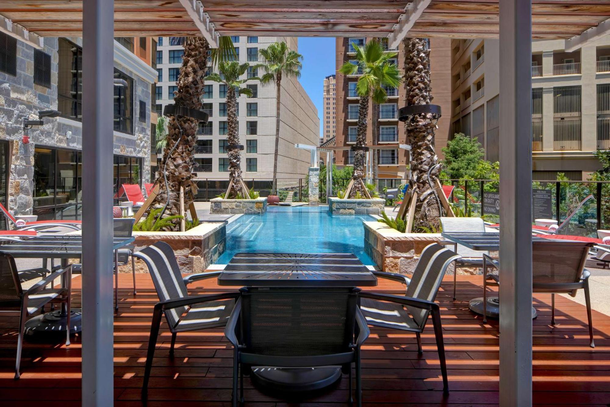 Hampton Inn & Suites San Antonio Riverwalk Bagian luar foto