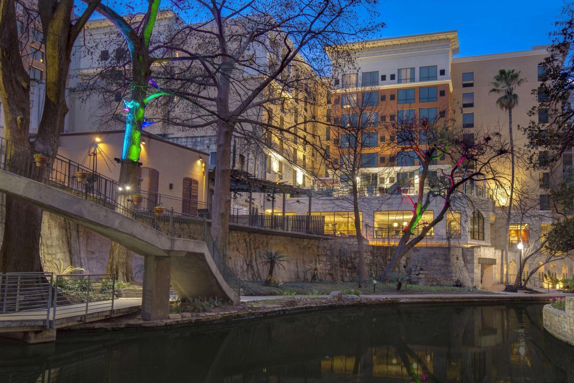 Hampton Inn & Suites San Antonio Riverwalk Bagian luar foto