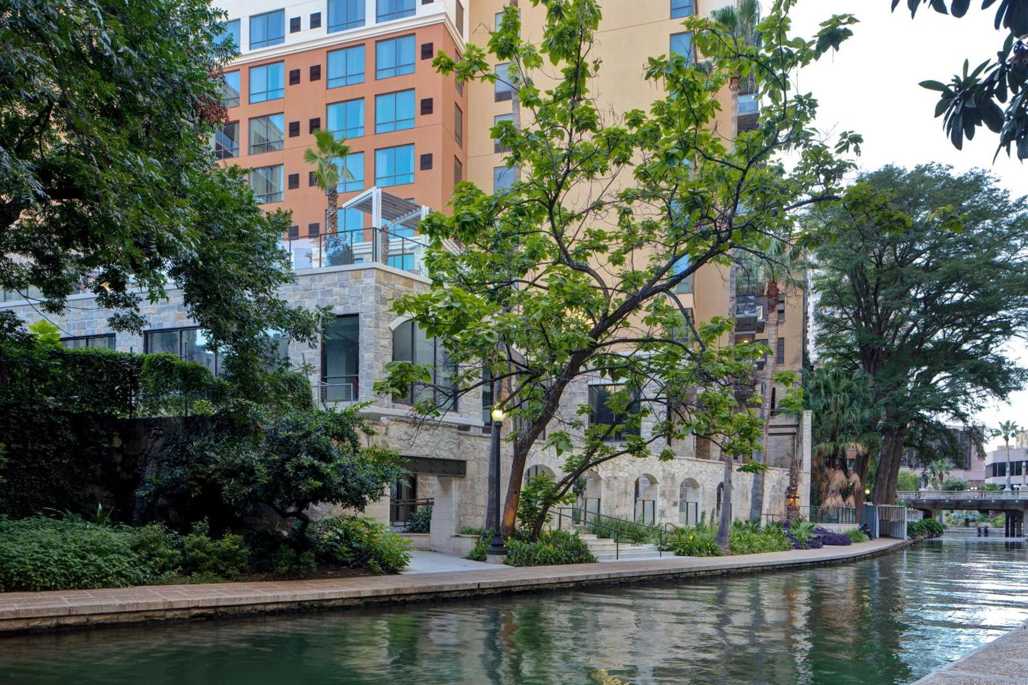 Hampton Inn & Suites San Antonio Riverwalk Bagian luar foto